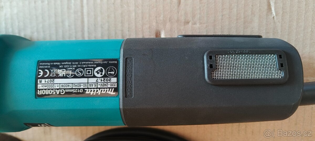 Makita uhlova bruska 1400W 12000ot/min X-Lock - 5