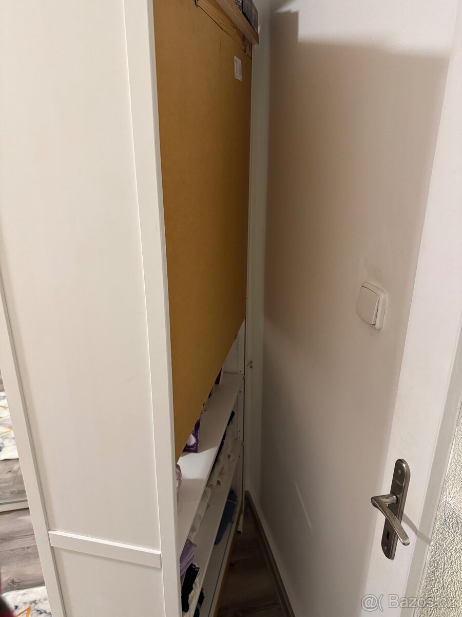 Vitrína / knihovna ikea Hemnes - 5