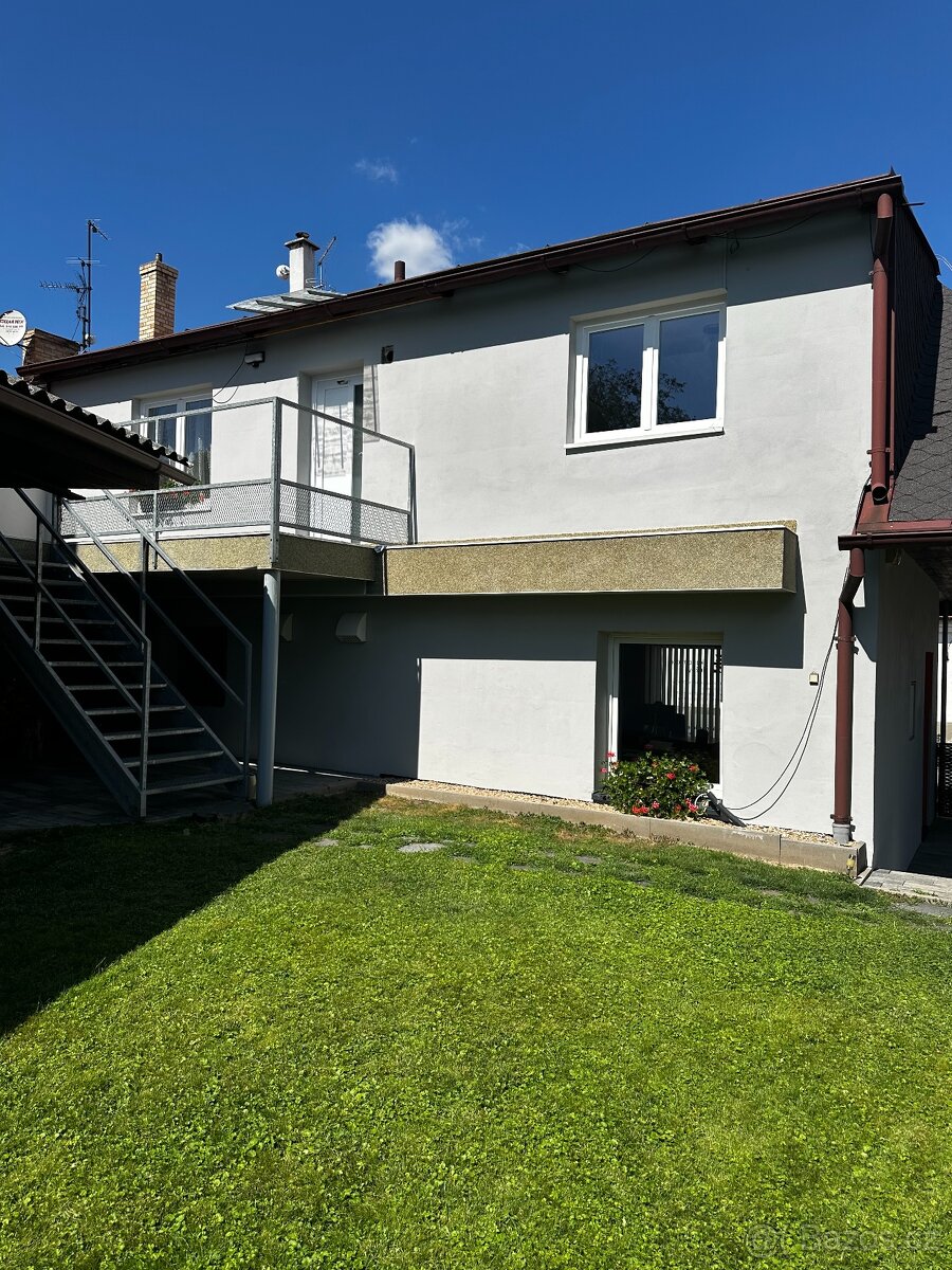 Prodám RD s komerčním prostorem v Libáni u Jičína - 5