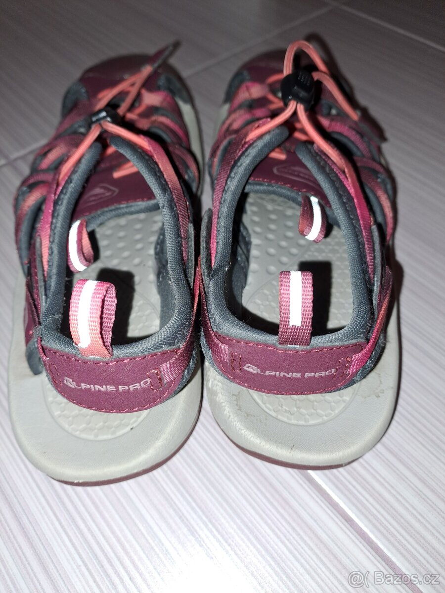 Sportovní sandály Alpine Pro vel. 36 - 5