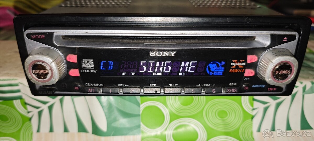 Sony CDX-MP30 - 5