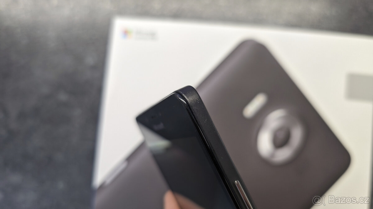Microsoft Lumia 950 černá - 5