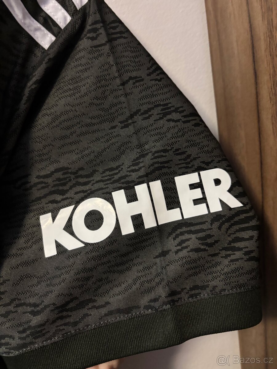 Manchester United černý dres 17 - 5