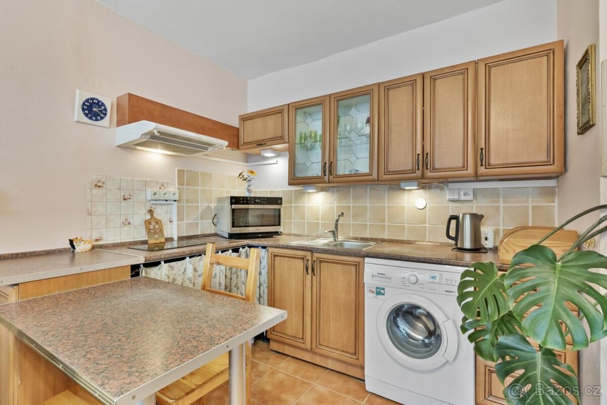 Pronájem bytu 1kk - sídliště Pod Vyhlídkou - 5