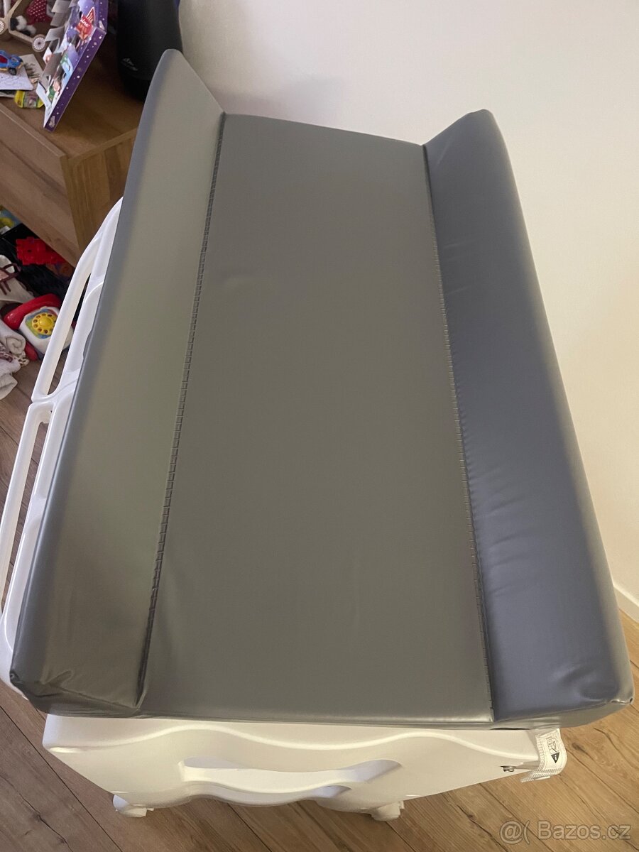 Přebalovací pult s vaničkou - 5