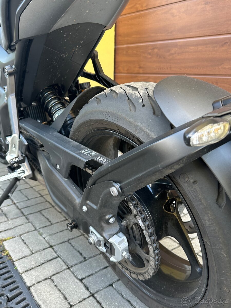 Triumph Trident 660 - 5