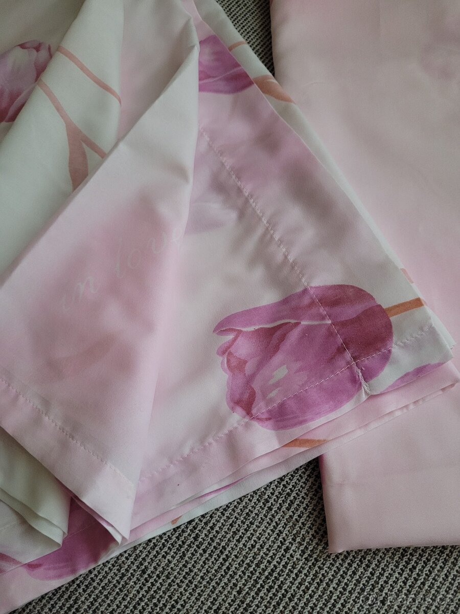 Dva růžové závěsy s tulipány - 5