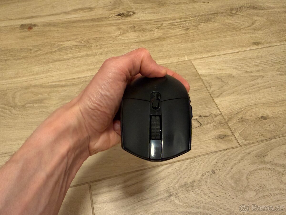 Logitech G305 černá - 5