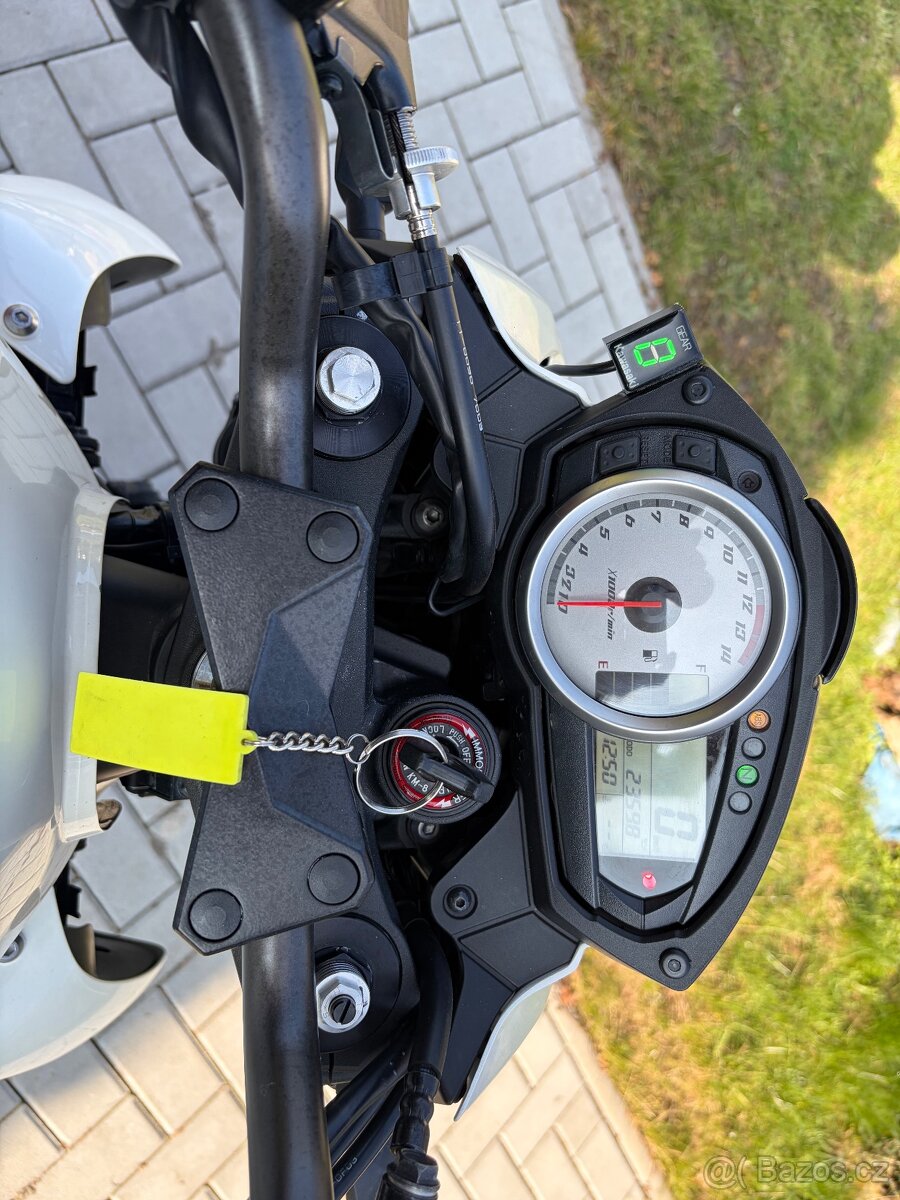 Kawasaki Z750 ABS - 5