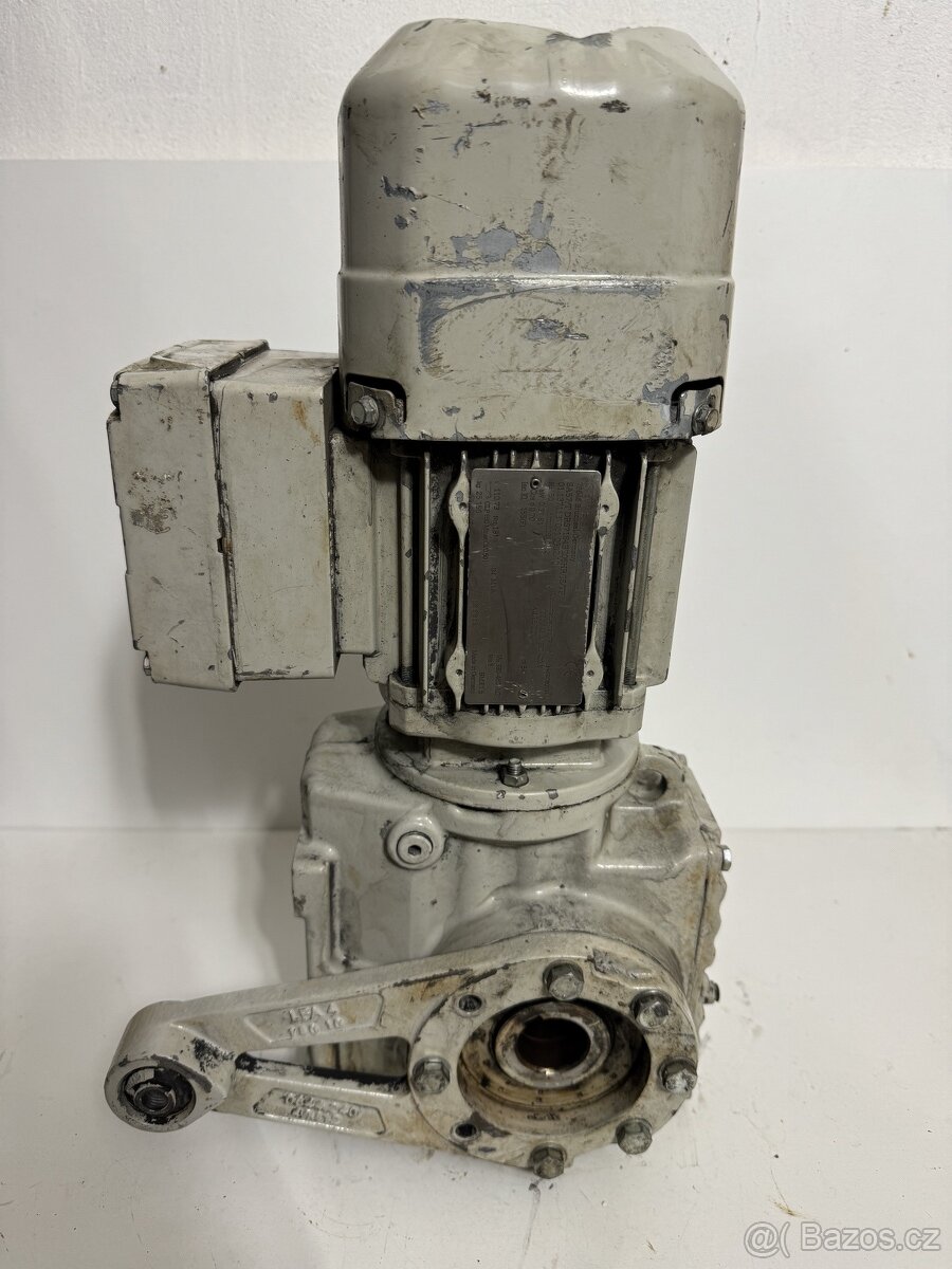 ELEKTROMOTOR S PREVODOVKOU 12 ot/min - 5