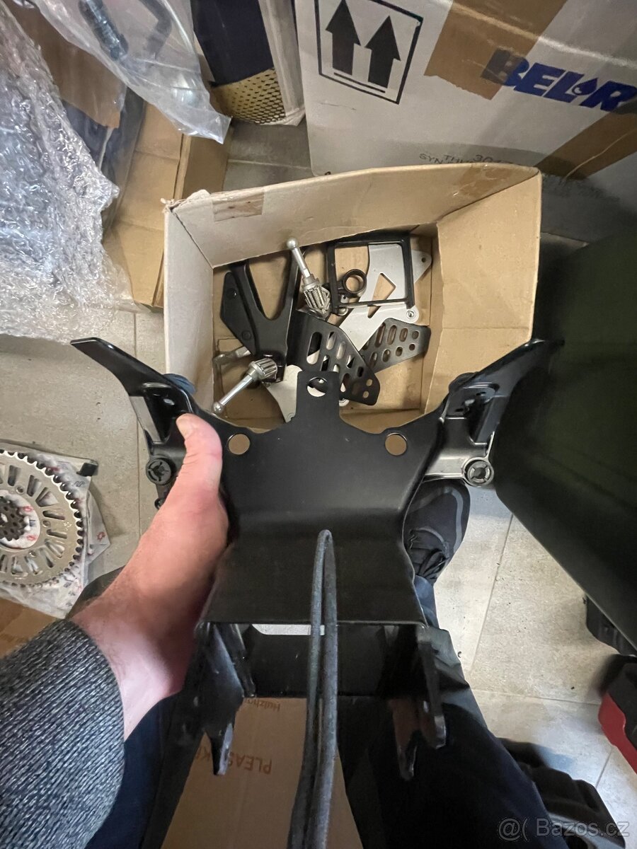 Yamaha R6 2017-2023 světla , originál díly - 5