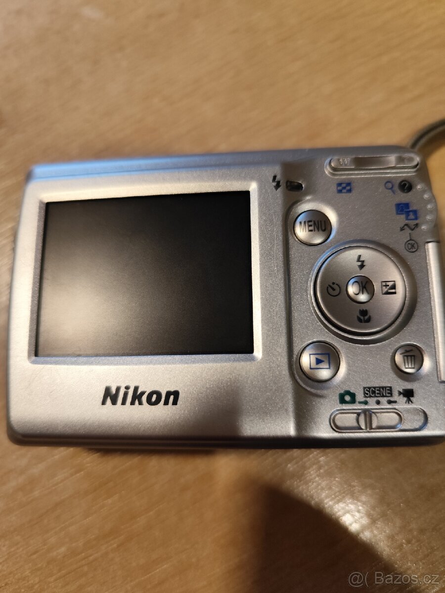 Nikon Coolpix L10 - 5