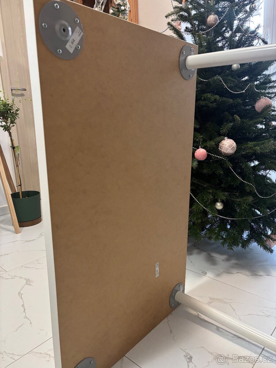 IKEA dětský stůl - 5