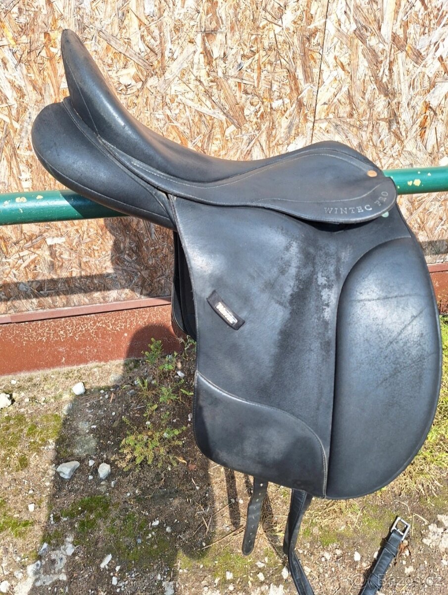 Drezurní sedlo Wintec PRO - 5