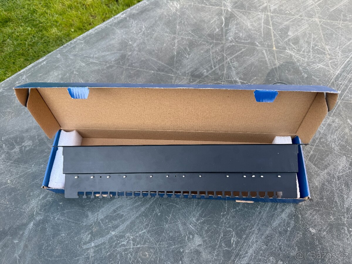 DATACOM Patch panel 19" UTP 24 port CAT5E LSA 1U BK - 5