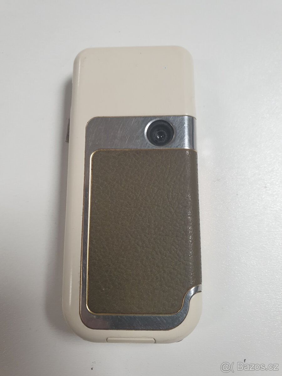 Nokia 7360 - 5