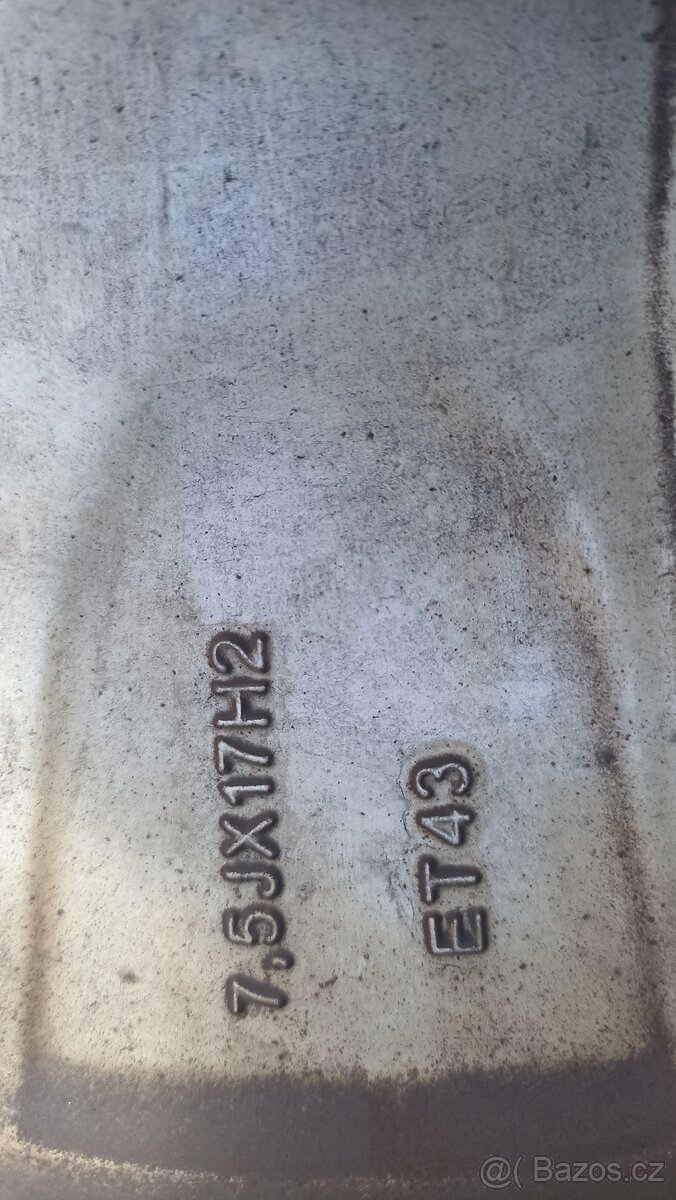 Sada alu kol Audi 7,5Jx17 ET43 5x112 zimní pneu - 5