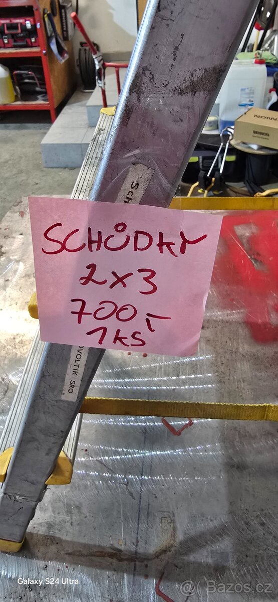 Žebříky a schůdky ALVE + držáky žebříků - 5