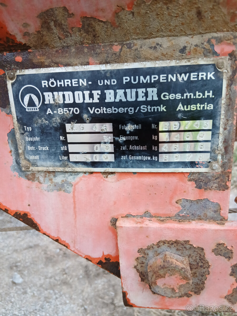 Prodám fekal cisterna lejta Bauer objem 4500l - 5