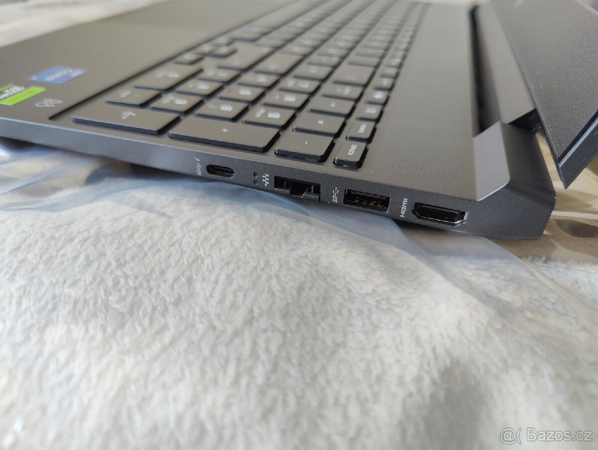 Herní notebook HP victus nový. - 5