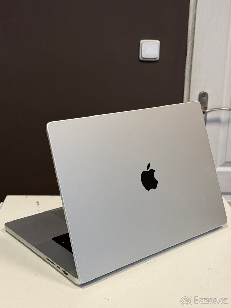 MacBook 16” M1 PRO 2021 - 5