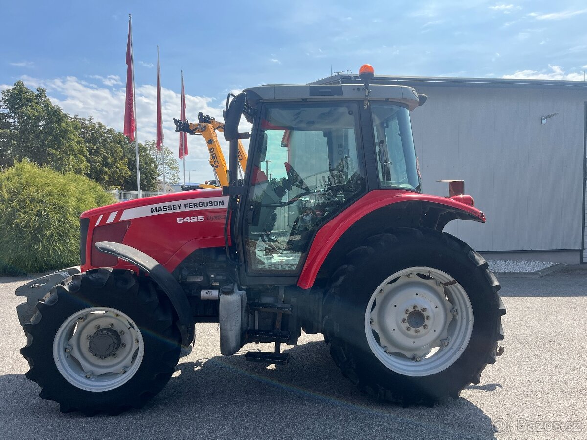 Massey Ferguson 5425 Dyna-4 - 5
