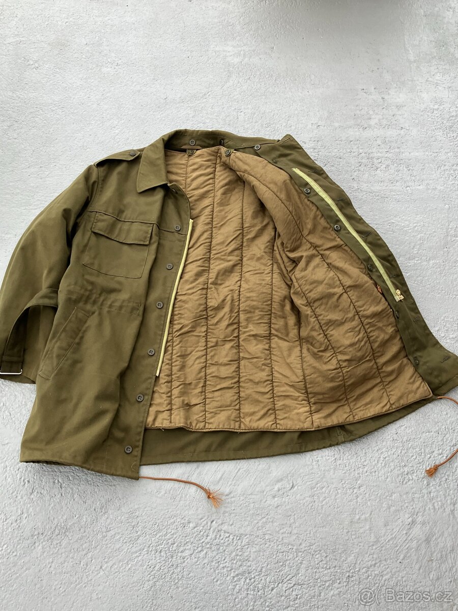 Vojenské zelený kabát. - 5