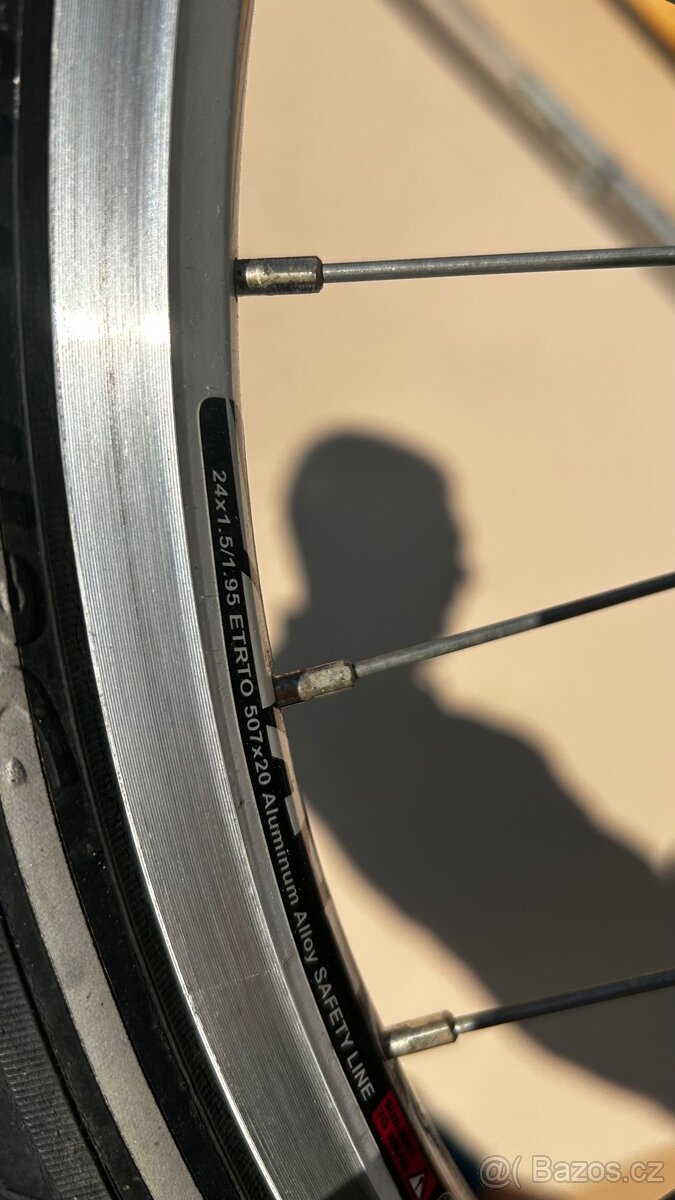 Dívčí kolo Rock Machine 24 bílá/fialová - 5