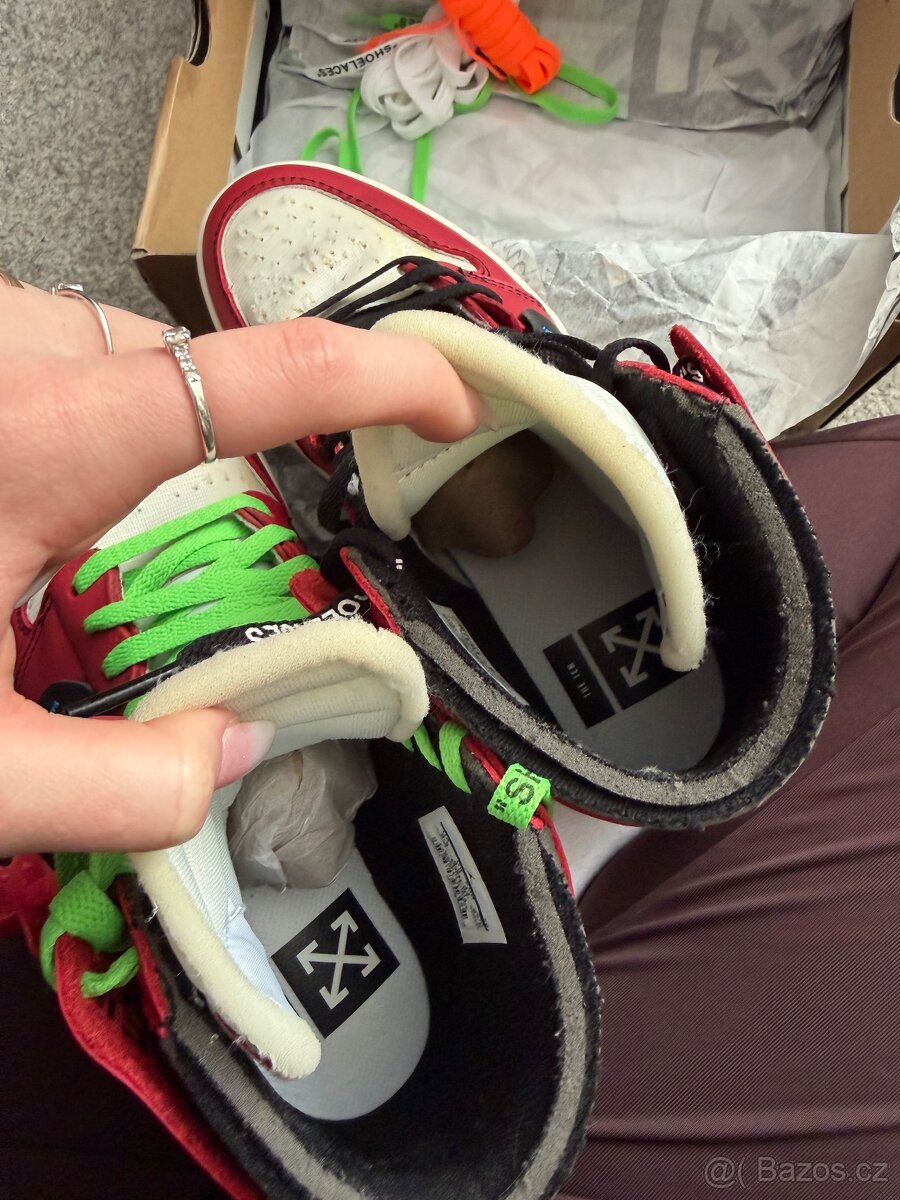 1v1 Nike x Offwhite Jordan 1 High - 5