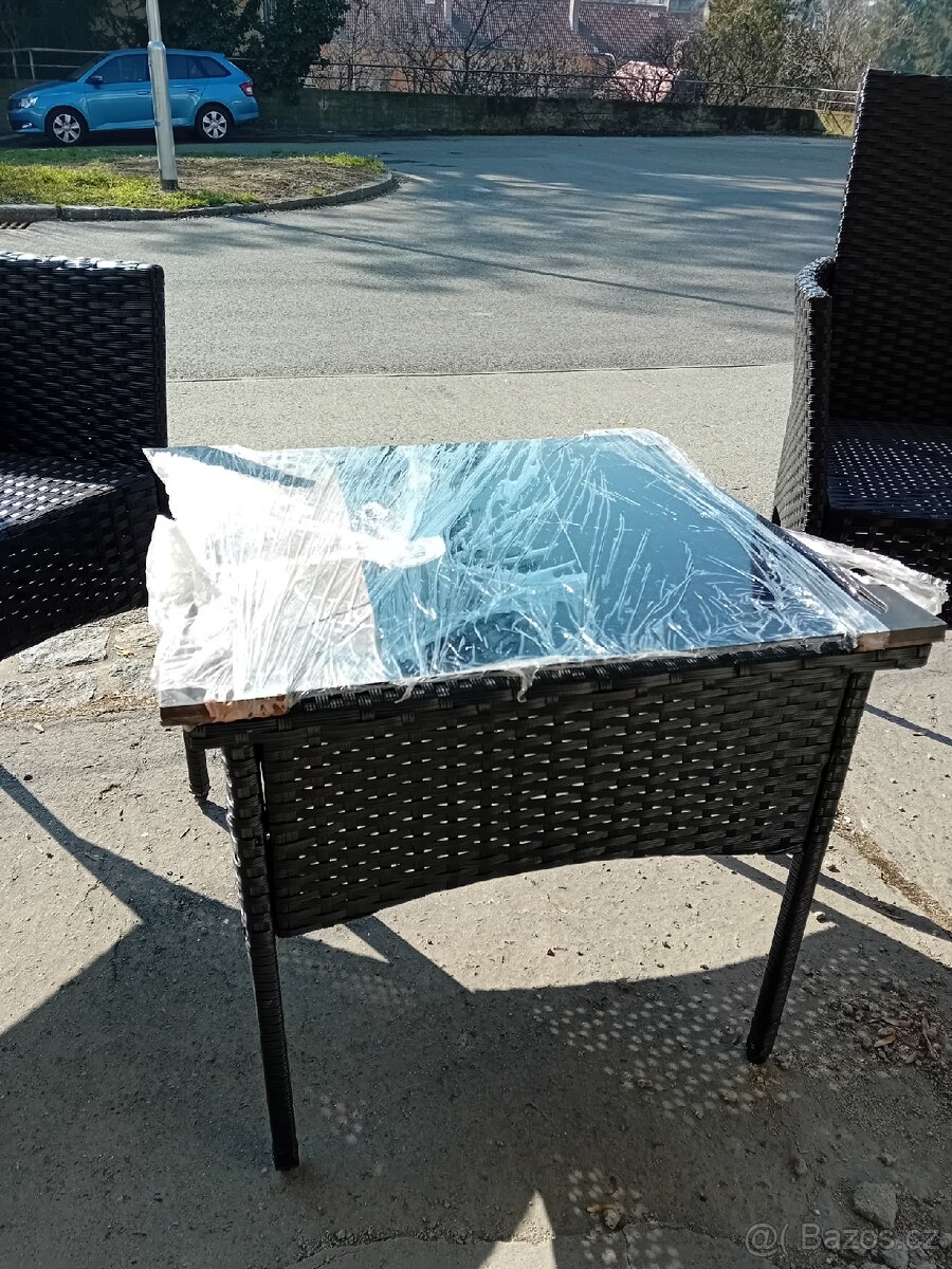 Nový ratanový set 2 x křeslo + stolek - 5