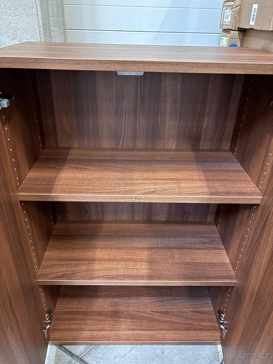 Kancelářský nábytek - sada - 5