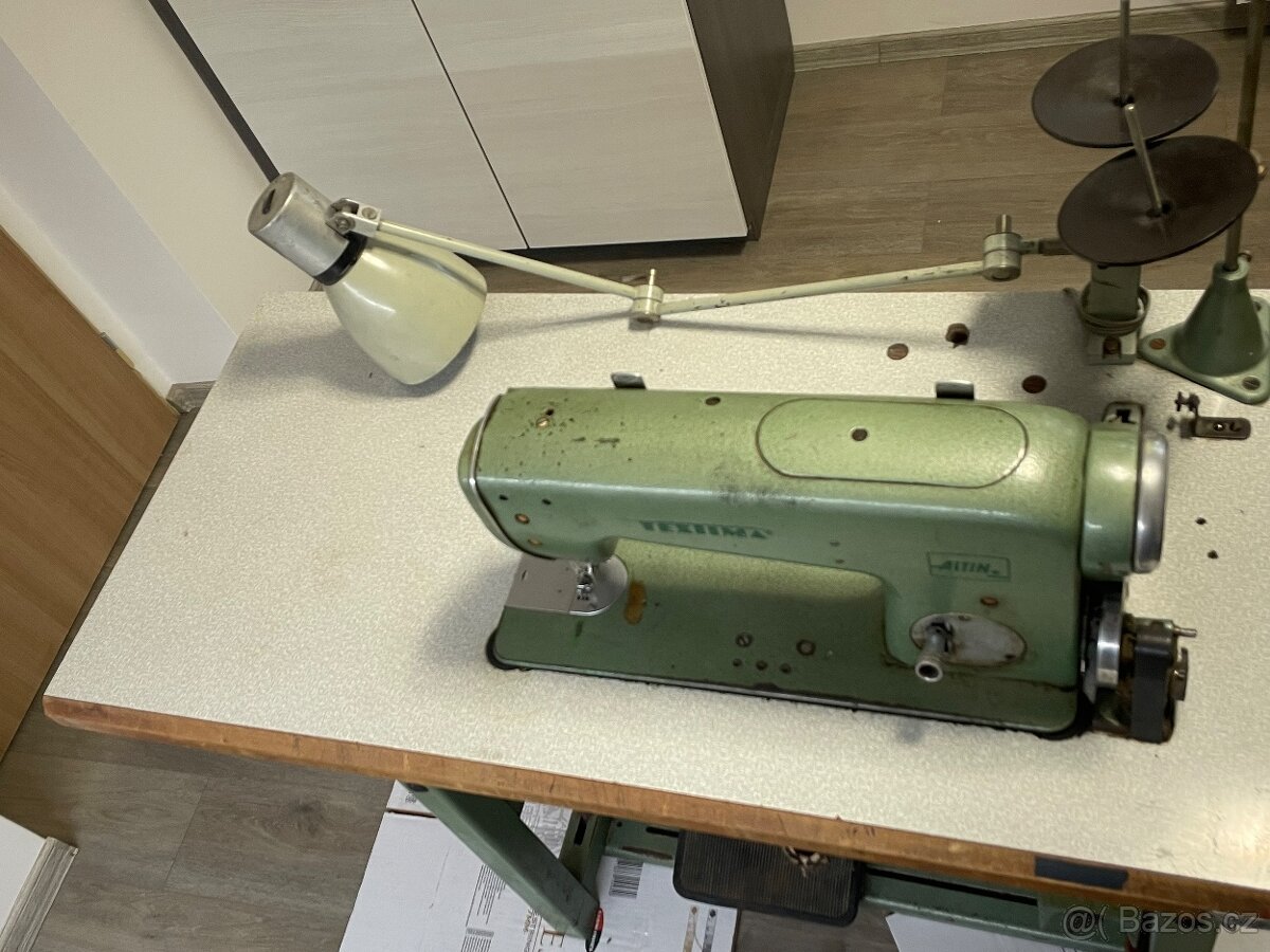 Průmyslový šicí stroj Textima - 5