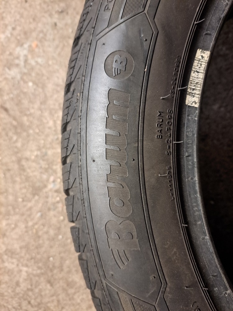 215/55 r17 98 VBarum Polaris 5 - 5