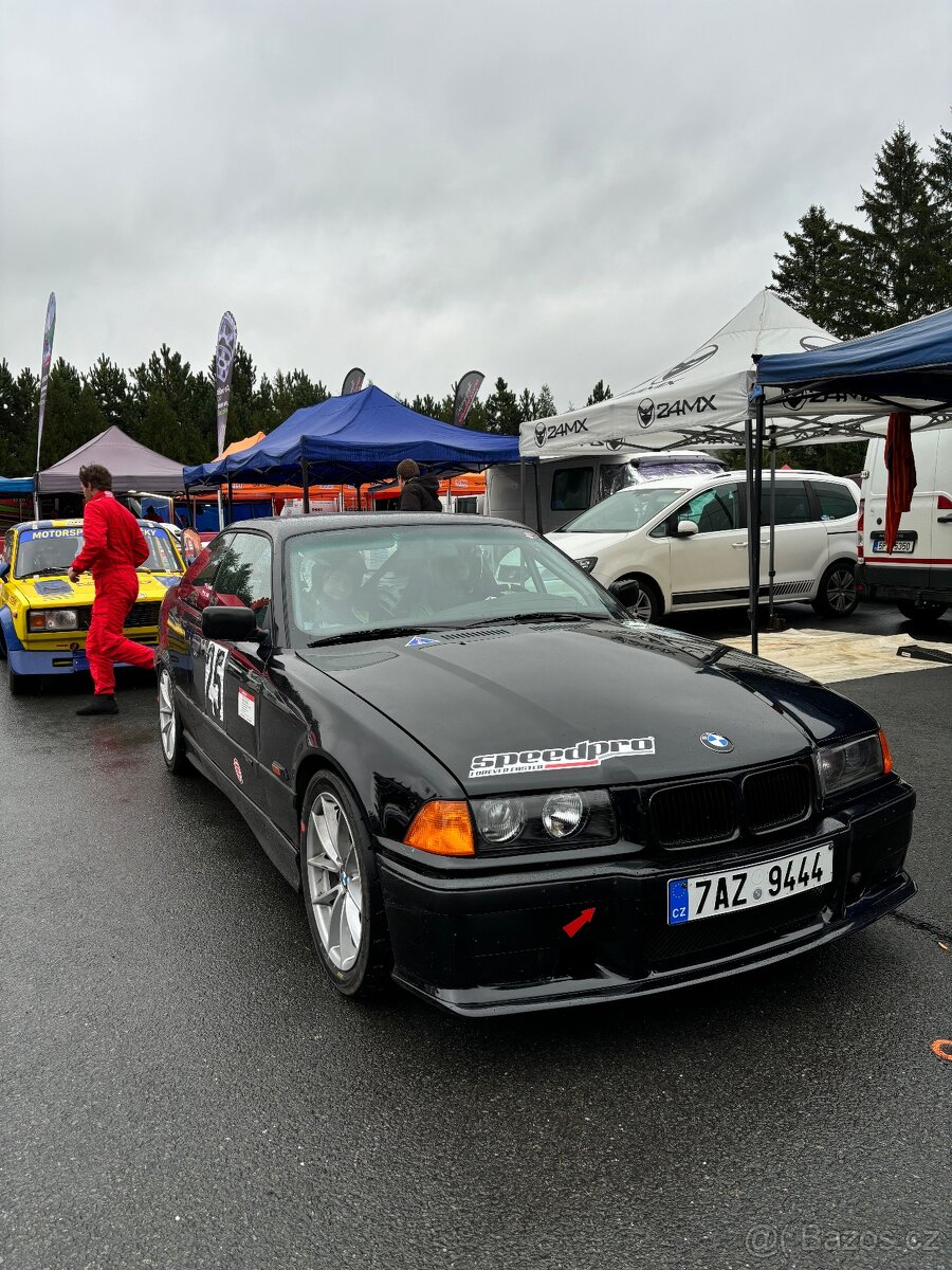Bmw e36 V8, závodní - 5