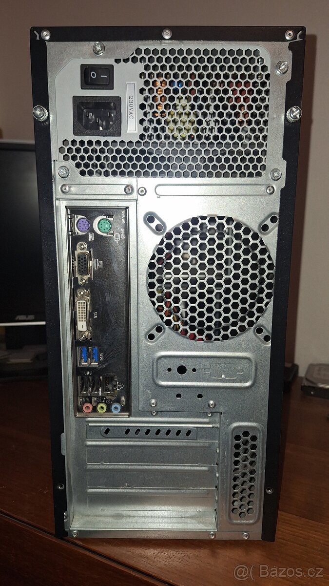 Stolní počítač PC intel core i5 - 5