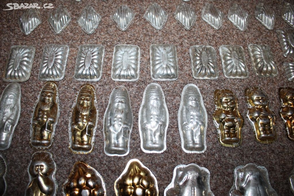 č.1 - Formičky na pečení cukroví 118 kusů - doprava v ceně - 5