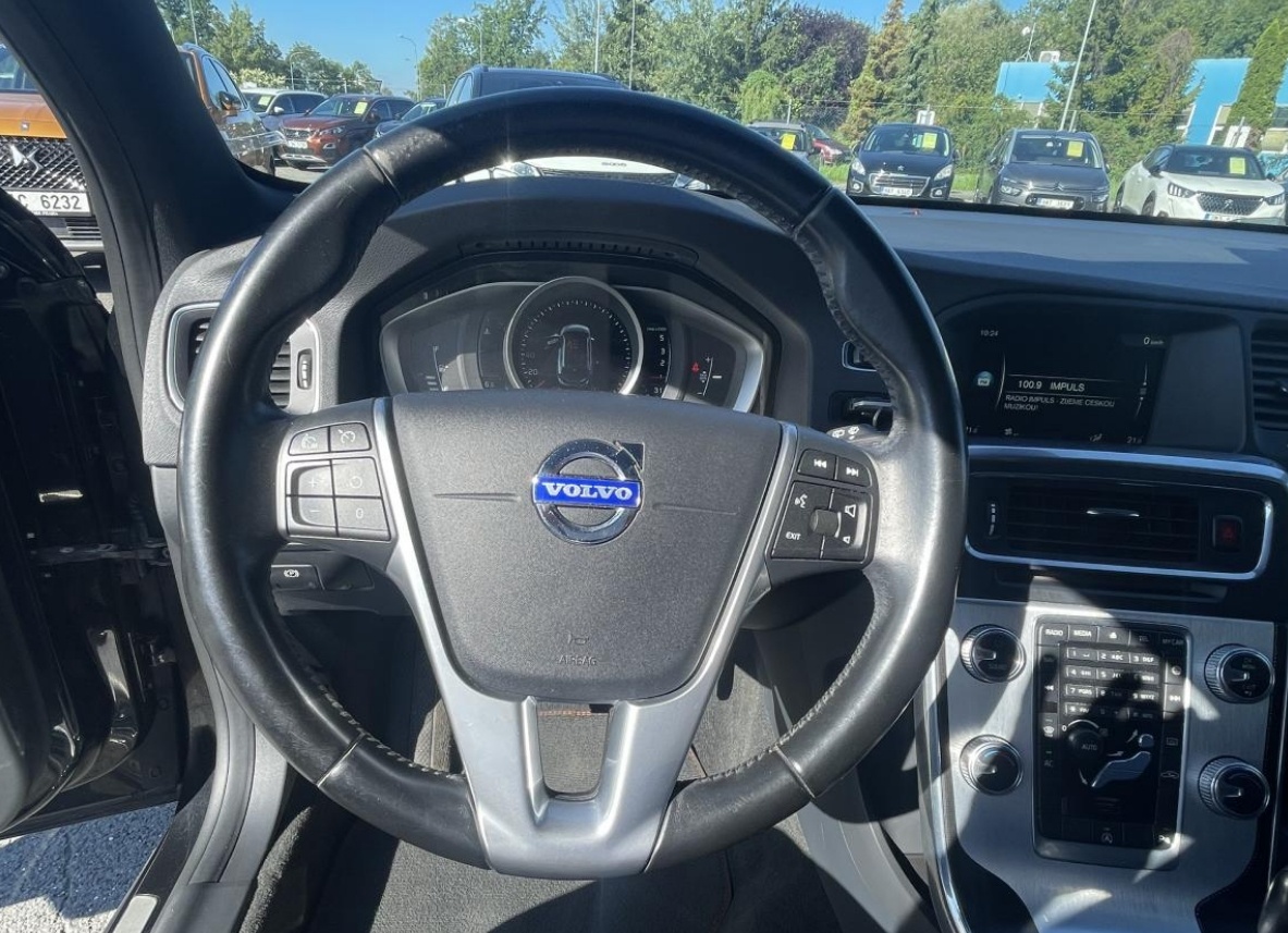 Volvo V60 1.6 D2 OCEAN RACE 112K MAN6 - 5