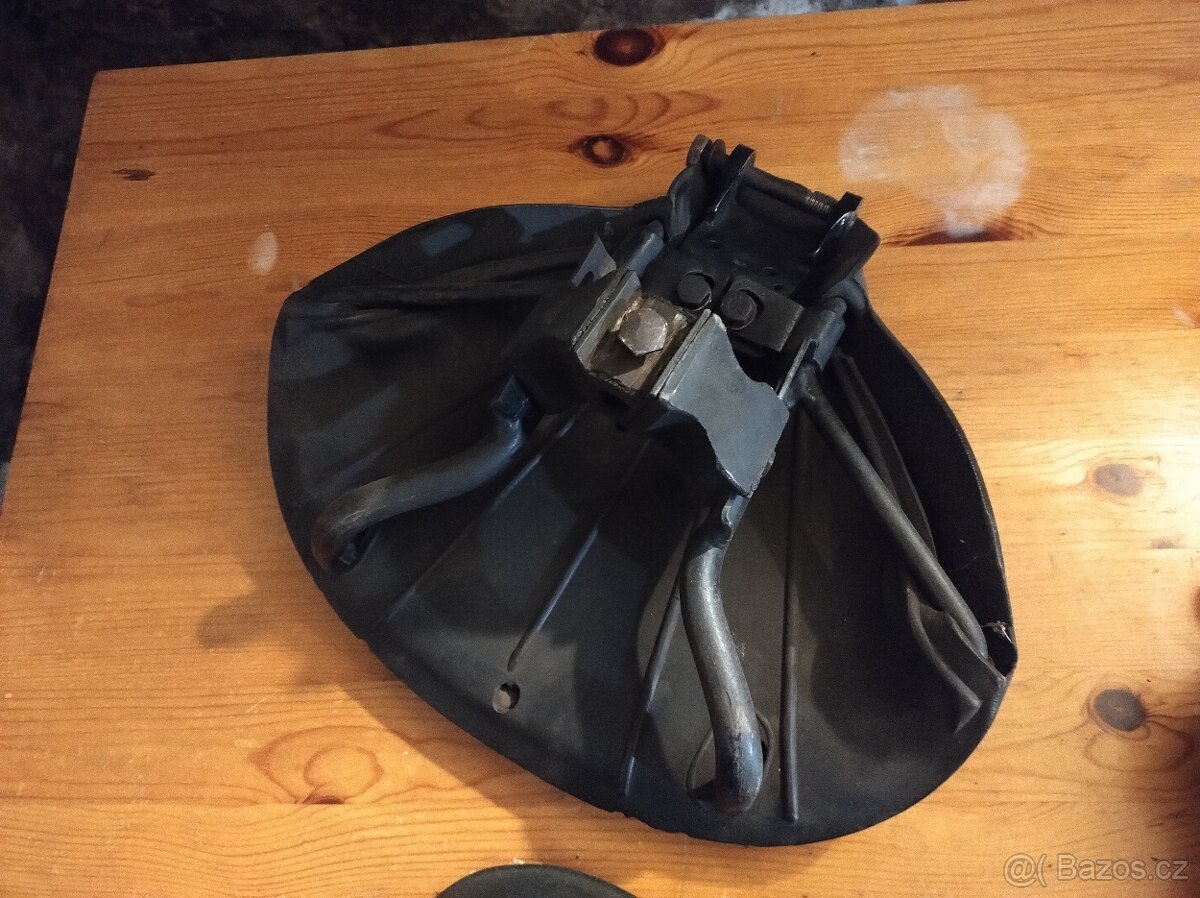 Sedla Zundapp, BMW - 5