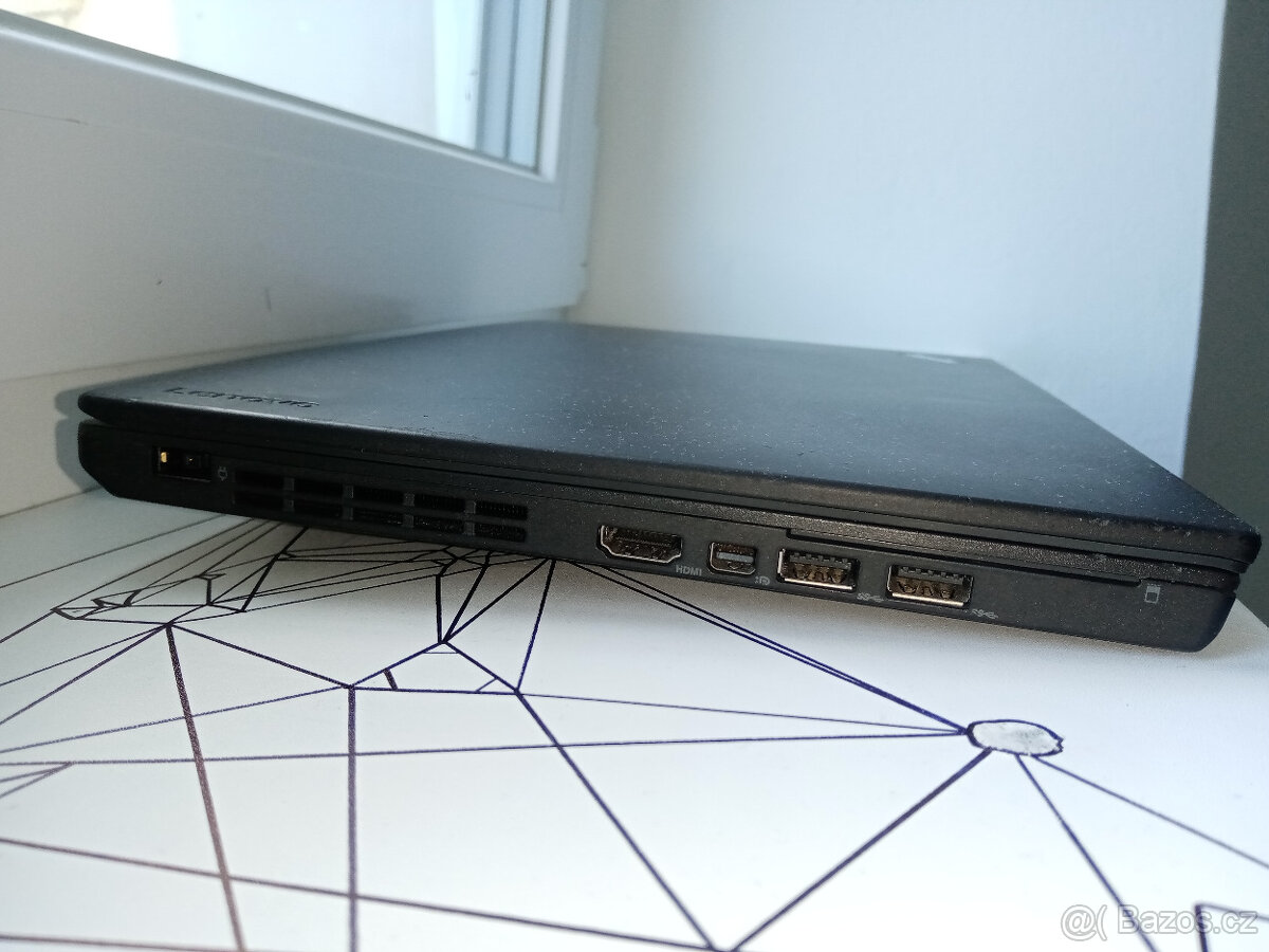 Lenovo Thinkpad X260 i5 - 5