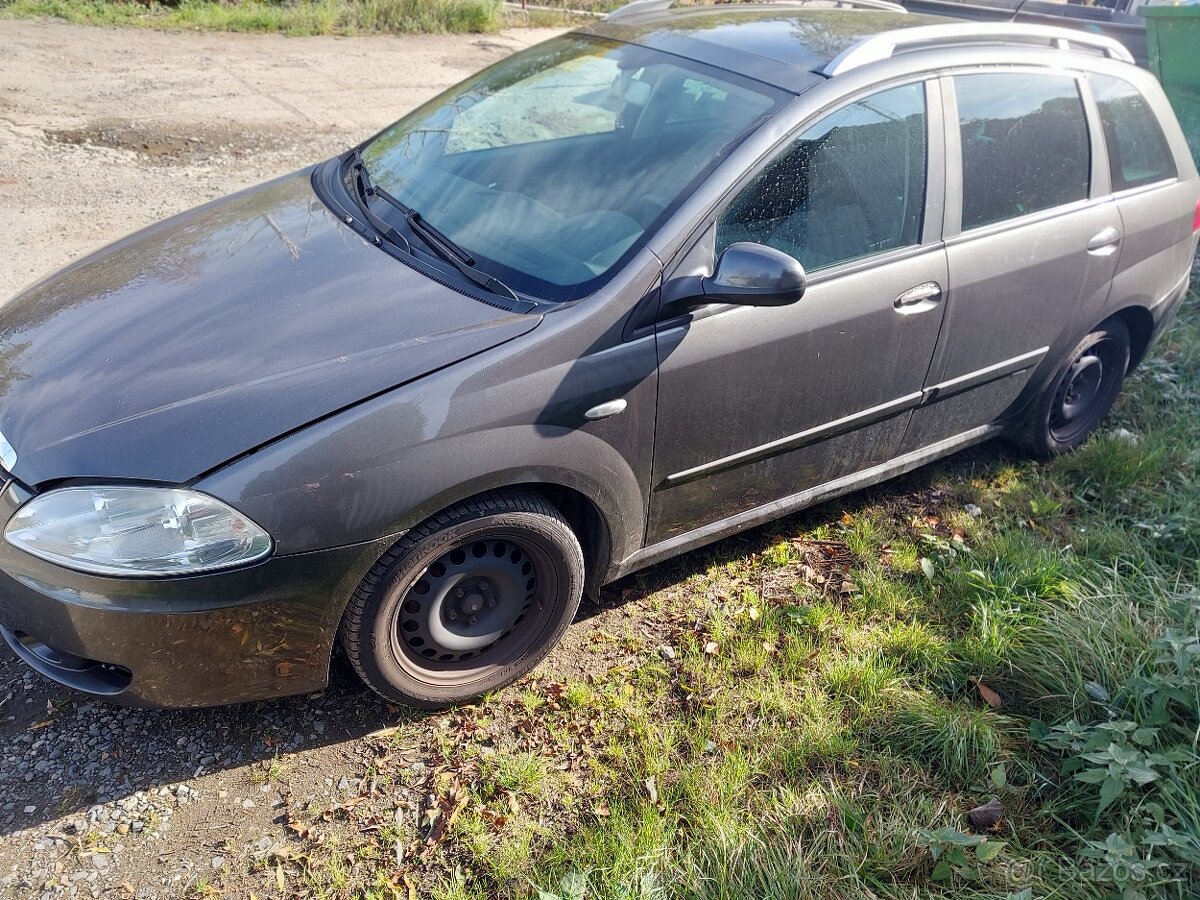 Fiat Croma 2.2i - 5