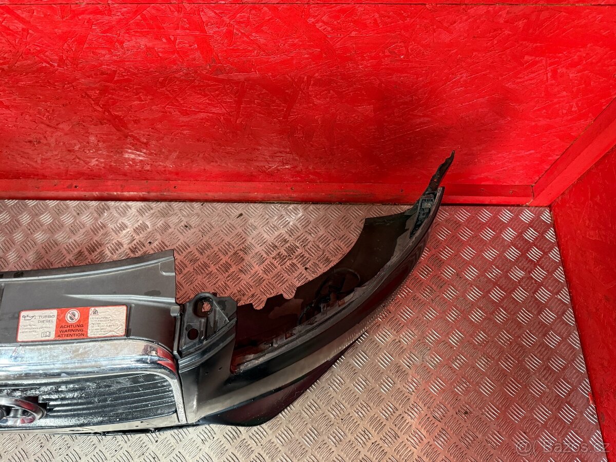 PŘEDNÍ NÁRAZNÍK AUDI A4 B7 - 5