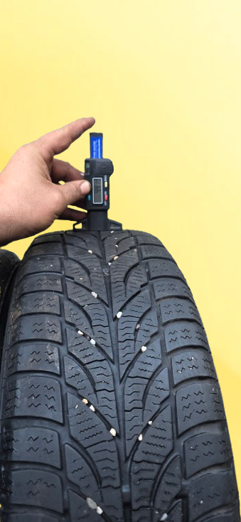 14" disky Peugeot 4x108 ET34 + zimní pneu 175/65/14 - 5