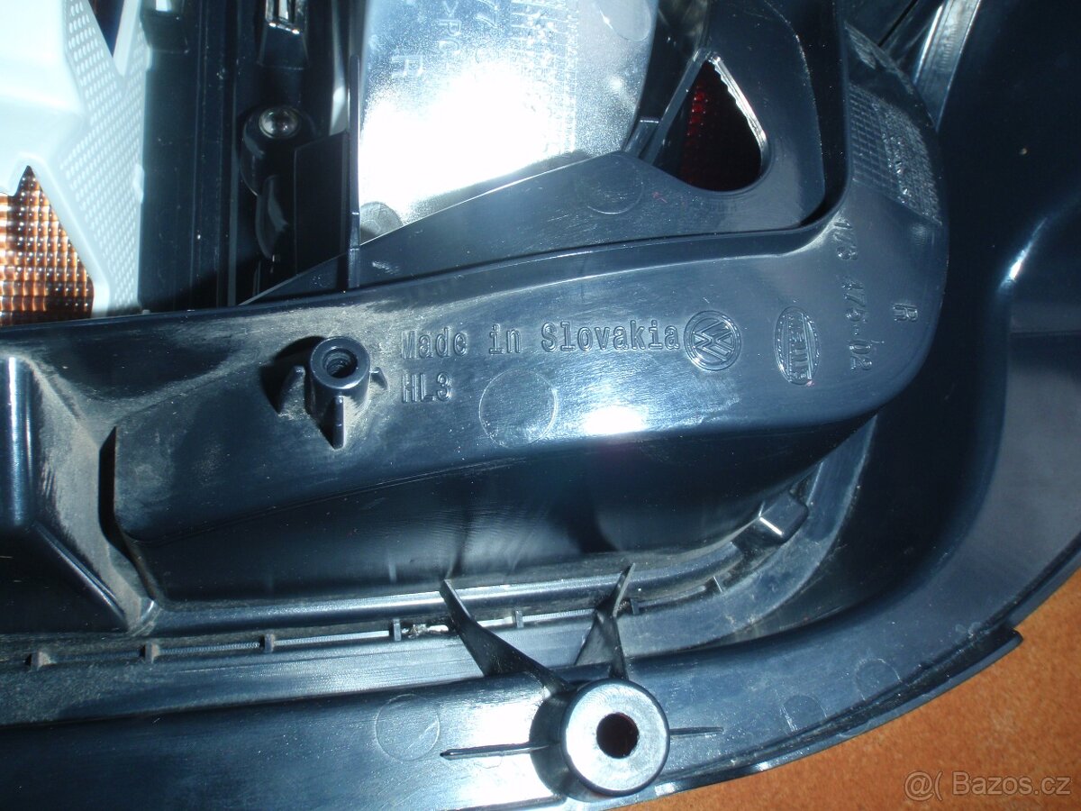 Pravé zadní světlo Hella na VW T5 Caravelle, Multivan - 5