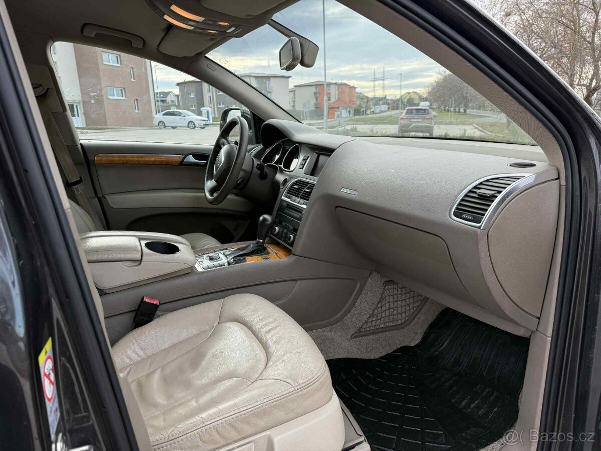 Prodám Audi Q7 - 5