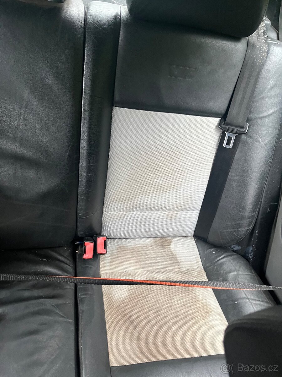 Octavia 1 rs Sedačky,volant a stropnice - 5