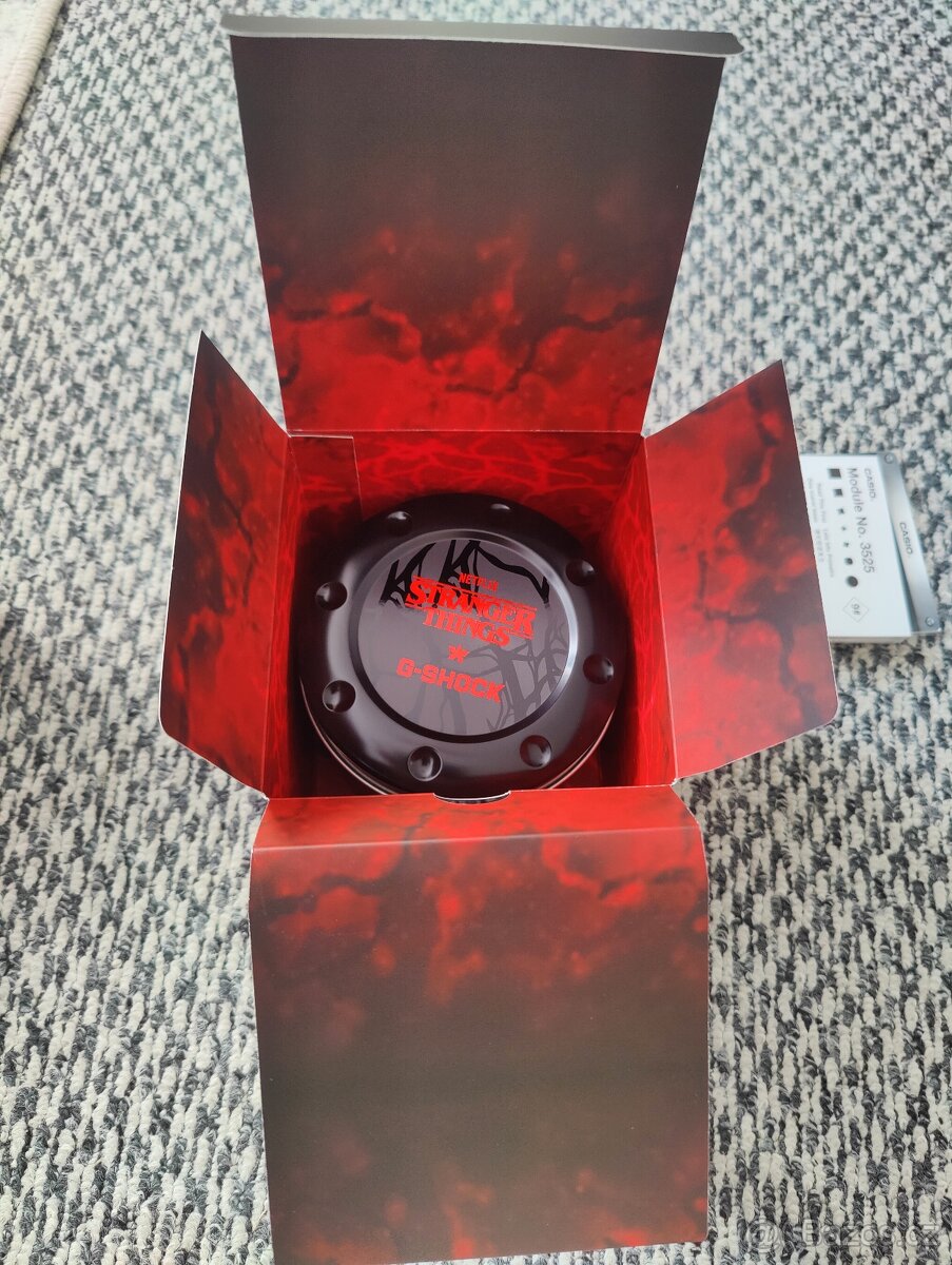 Casio G-Shock Stranger Things Collaboration DW-5600STT-1ER - 5