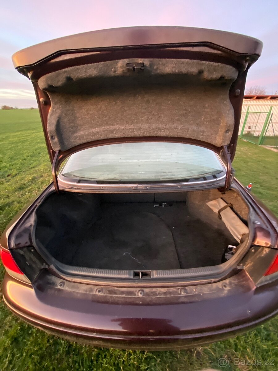 Mazda 626 2.0DOHC - 5