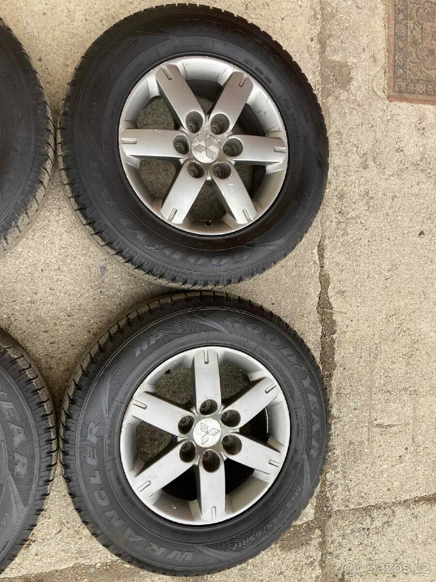 Alu kola Mitsubishi Pajero 3 - 5