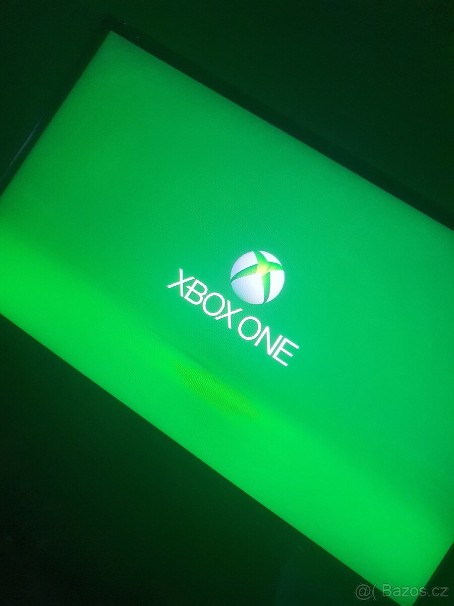 Prodám xbox one s 1tb - 5
