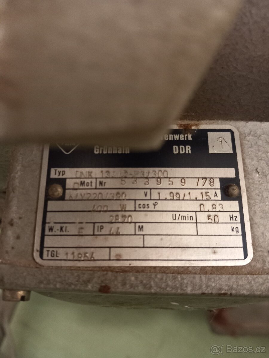 Minerva průmyslový šicí stroj - 5